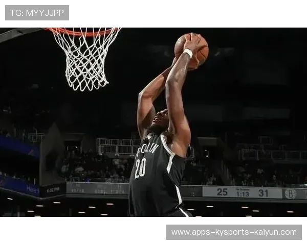 篮网中锋防守稳固,成功限制对手进攻,篮网 中锋 篮网中锋防守稳固,成功限制对手进攻,篮网 中锋